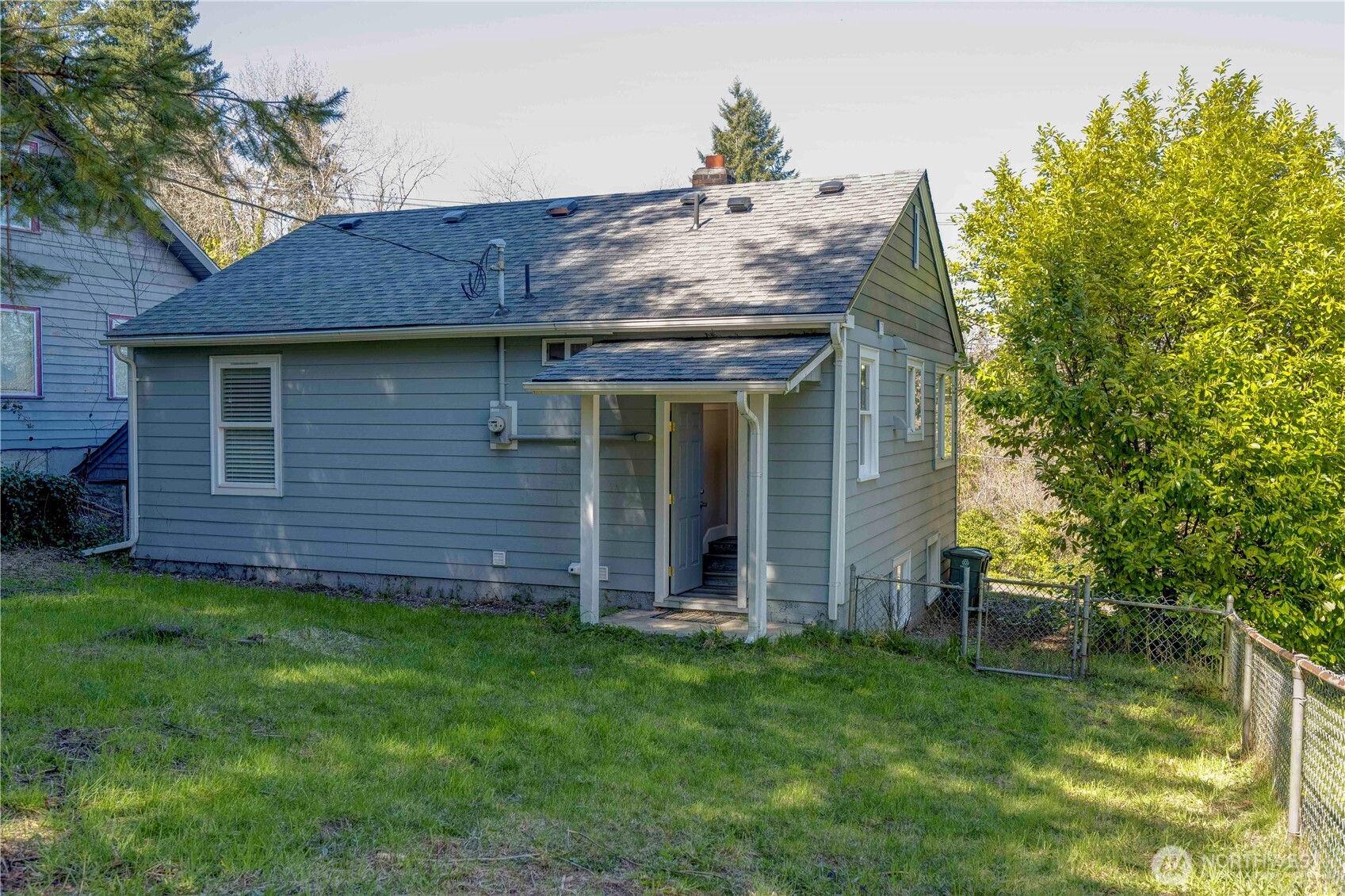 211 W Harvard Avenue , Shelton, WA 98584-3767