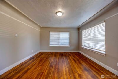 211 W Harvard Avenue , Shelton, WA 98584-3767 - Photo 5
