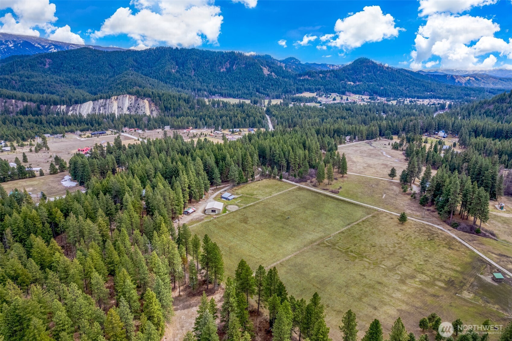 19374 Westside Dr , Leavenworth, WA 98826