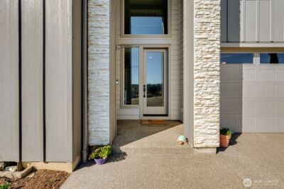 123 W 13th Way , La Center, WA 98629 - Photo 2