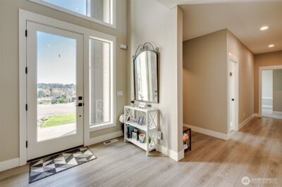 123 W 13th Way , La Center, WA 98629 - Photo 3