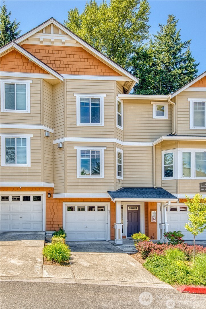 5583 Lakemont Boulevard SE #1603, Bellevue, WA 98006