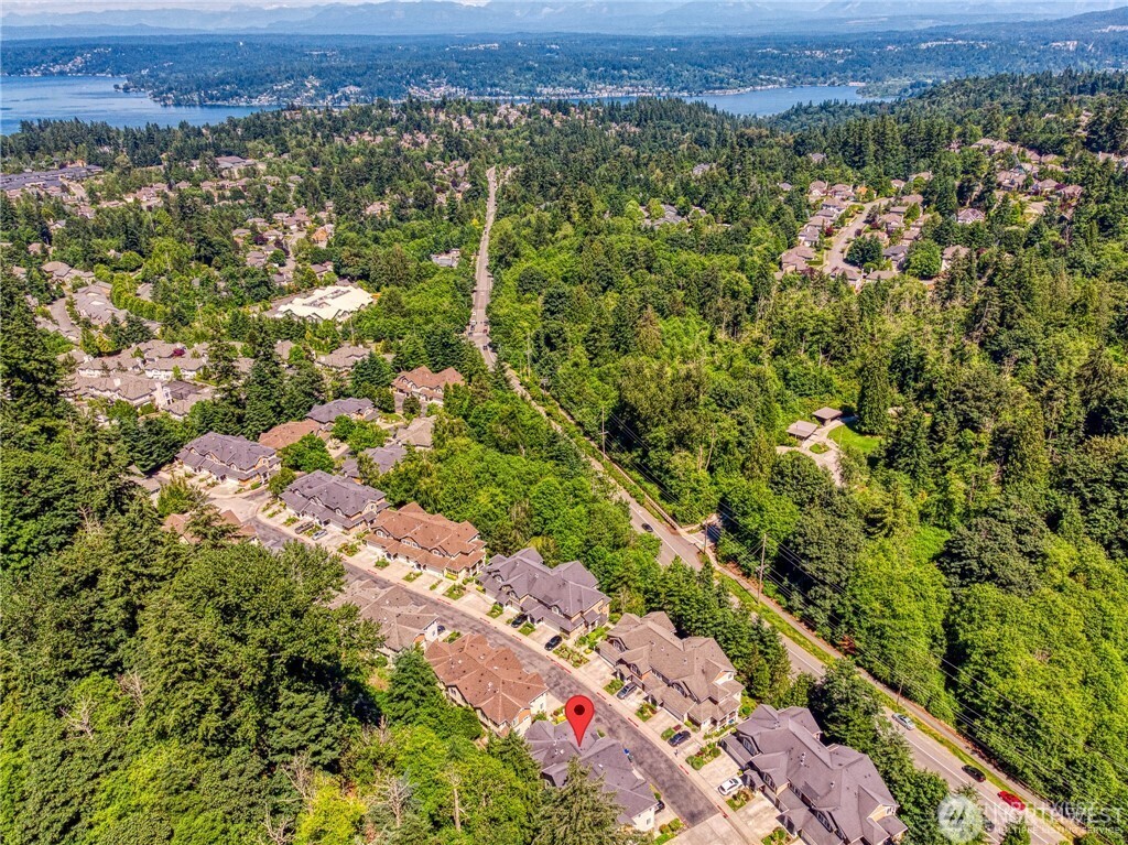 5583 Lakemont Boulevard SE #1603, Bellevue, WA 98006