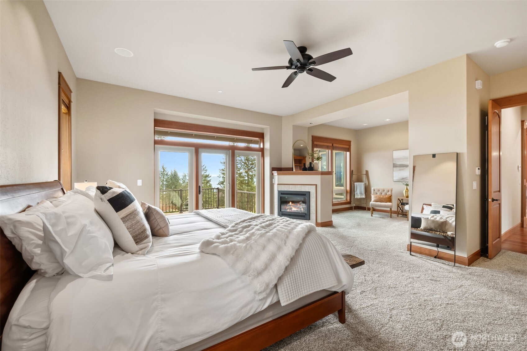 714 SOMMERSET Road , Woodland, WA 98674