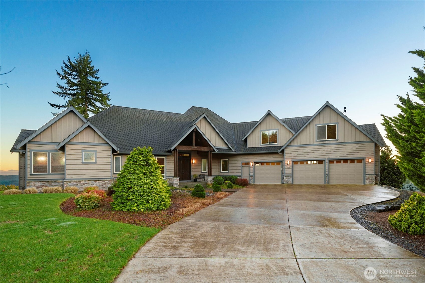 714 SOMMERSET Road , Woodland, WA 98674