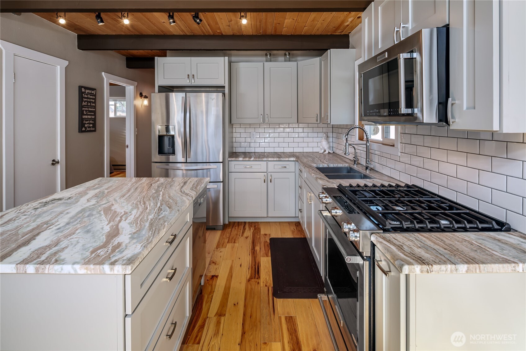 9909 353rd Drive NE, Granite Falls, WA 98252