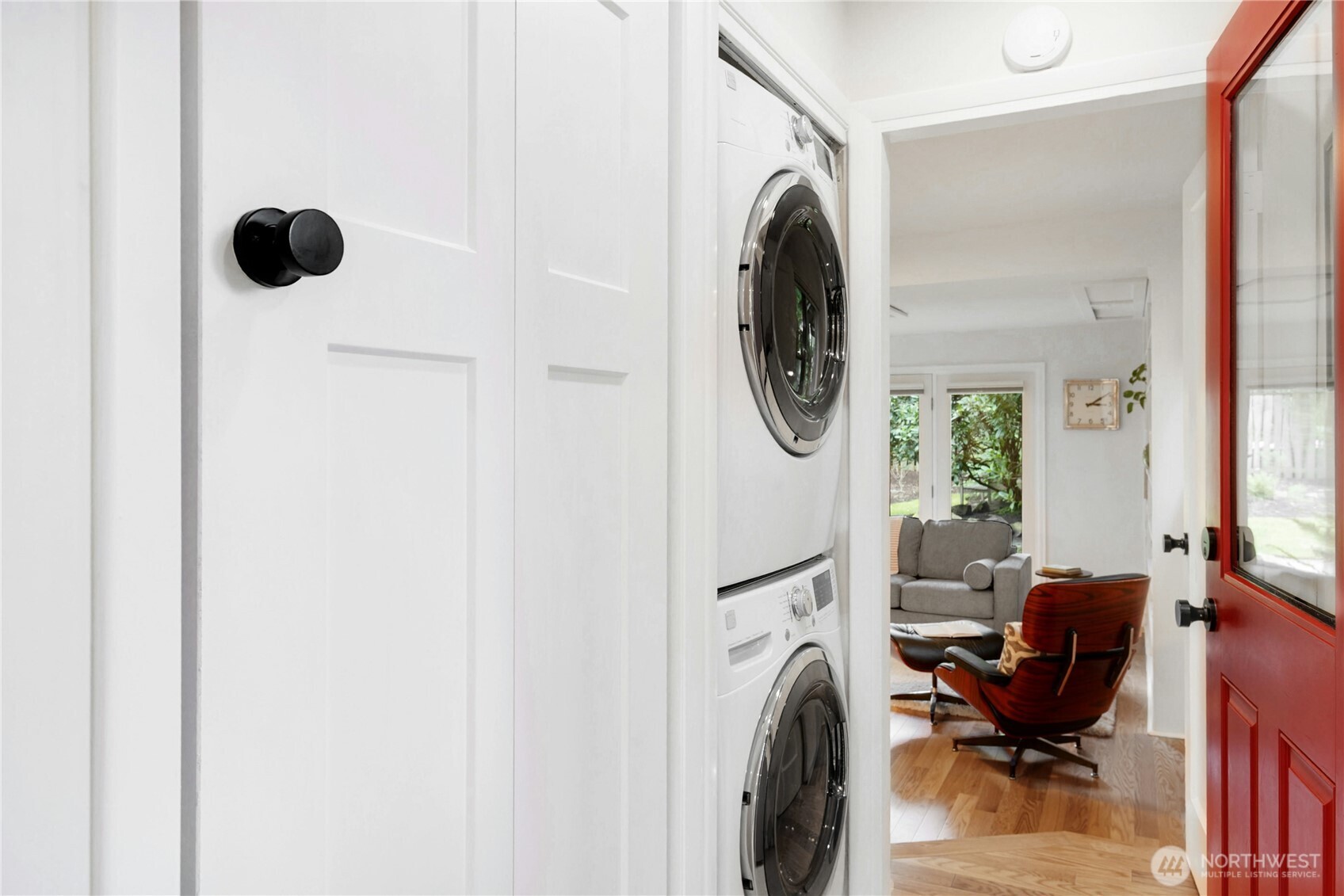 21214 96th Avenue W, Edmonds, WA 98020