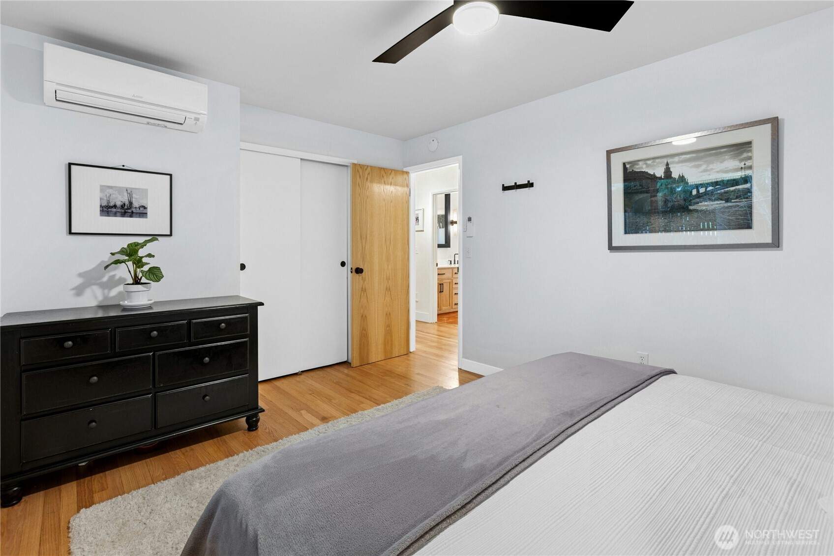 21214 96th Avenue W, Edmonds, WA 98020