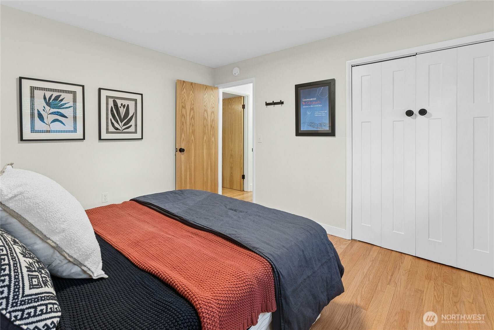 21214 96th Avenue W, Edmonds, WA 98020