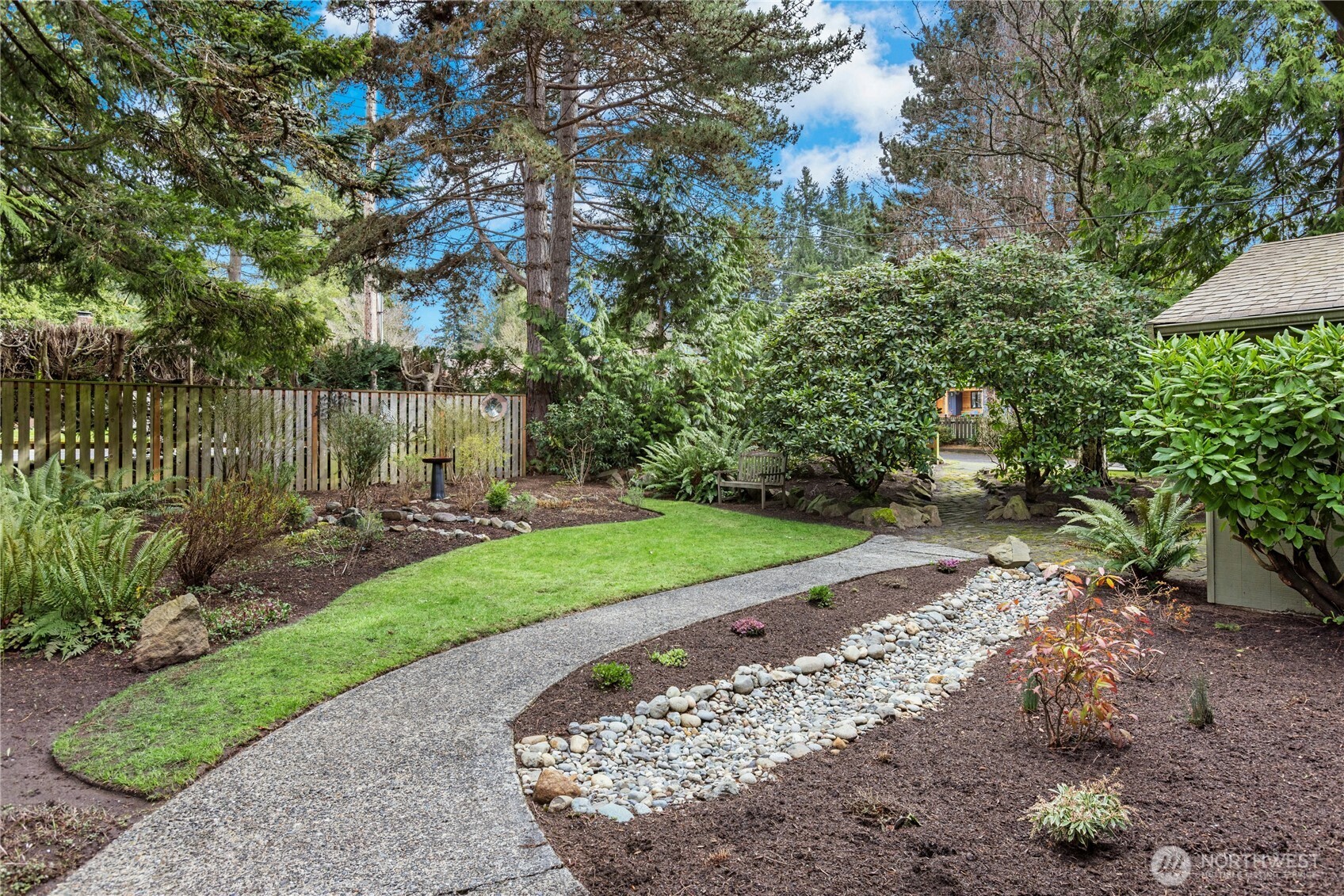 21214 96th Avenue W, Edmonds, WA 98020