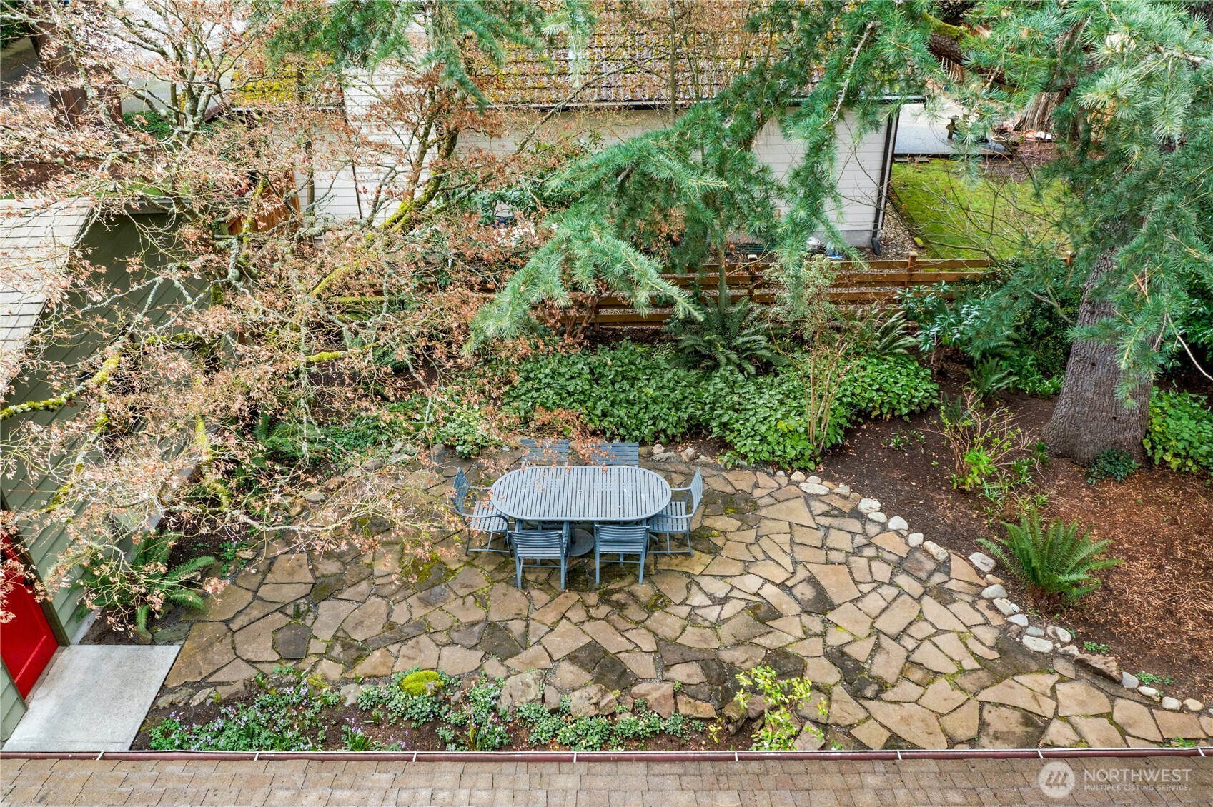 21214 96th Avenue W, Edmonds, WA 98020