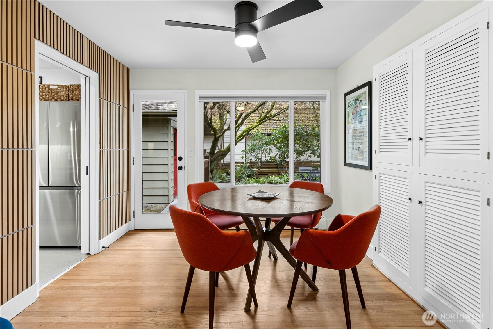 21214 96th Avenue W, Edmonds, WA 98020