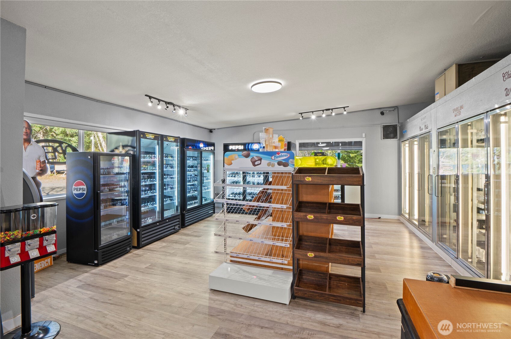 2810 E Spencer Lake Road , Shelton, WA 98584