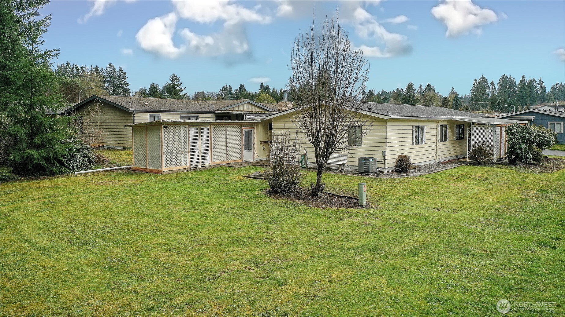 2309 Alonda Lane NE, Olympia, WA 98516-3765