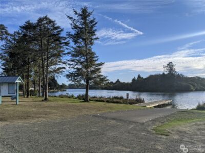 262 Oyhut Bay Boulevard SW #106, Ocean Shores, WA 98569 - Photo 24
