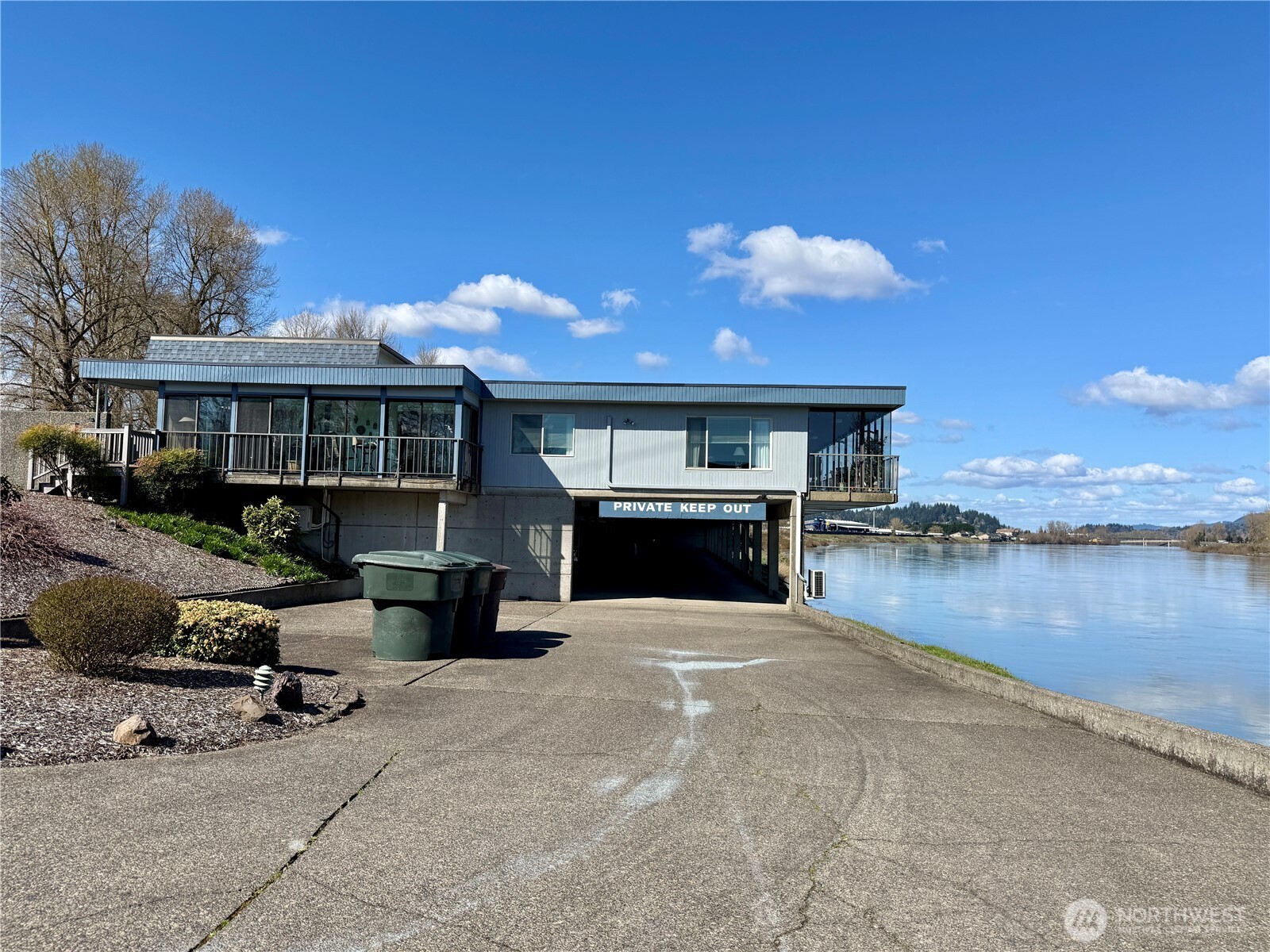 743 Marine View Drive #8, Longview, WA 98632