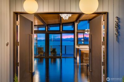 3831 58th Avenue SW, Seattle, WA 98116 - Photo 1