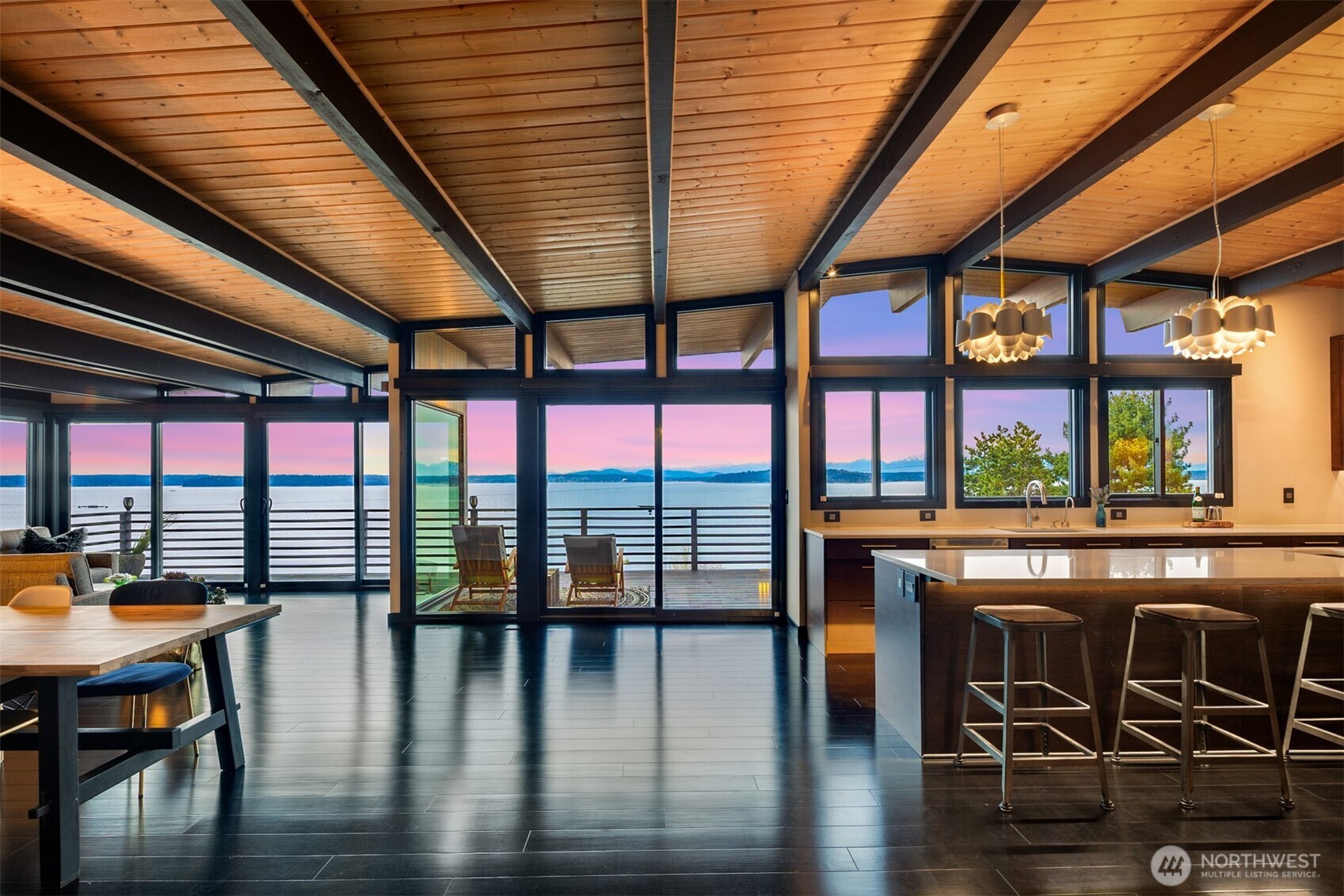 3831 58th Avenue SW, Seattle, WA 98116