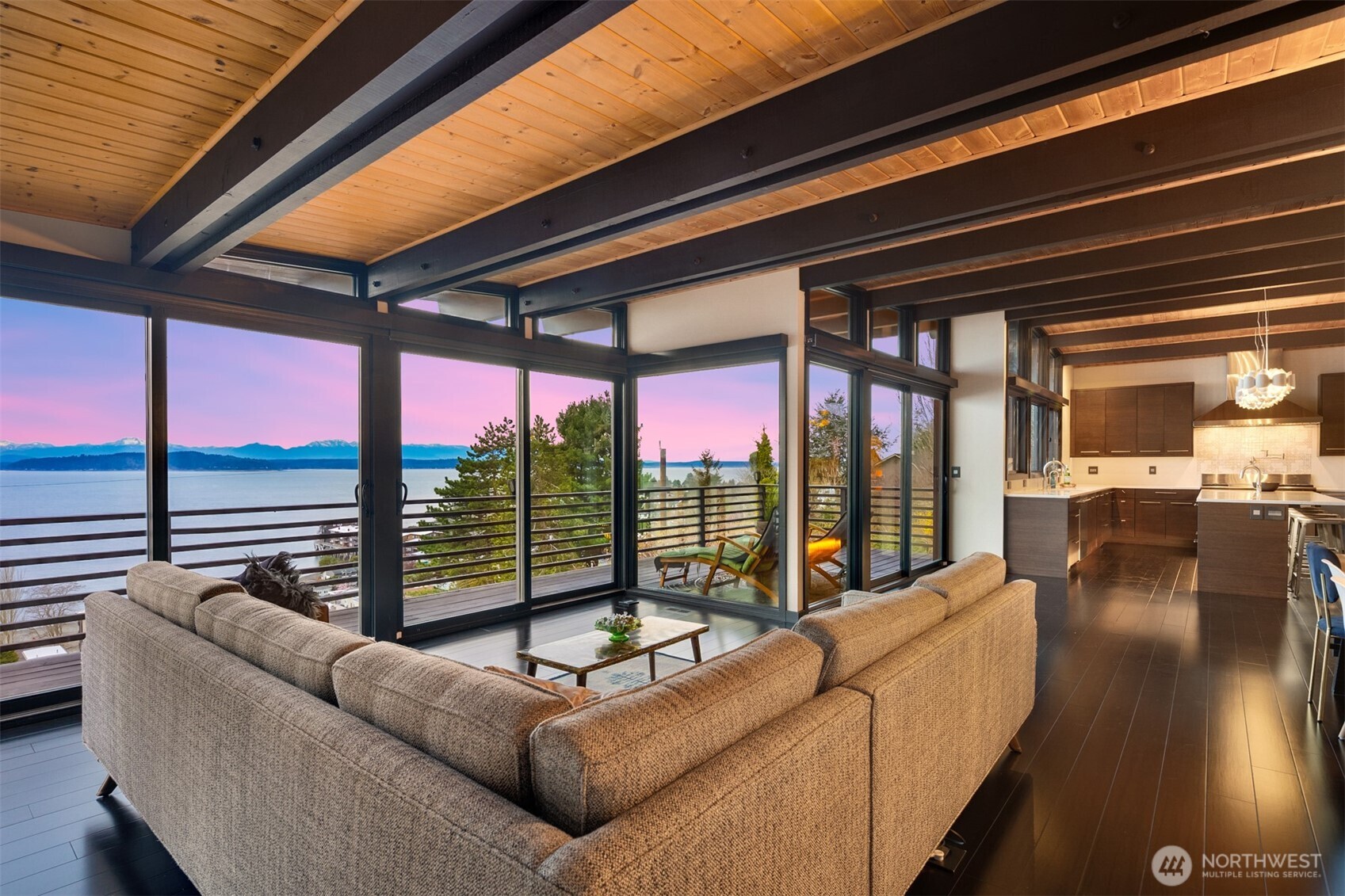 3831 58th Avenue SW, Seattle, WA 98116