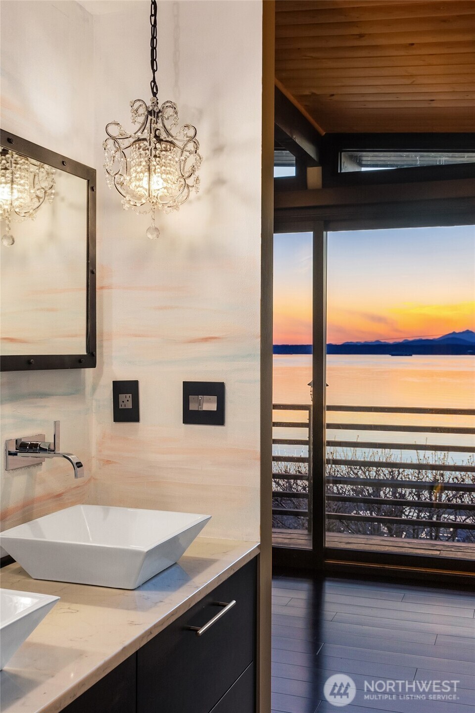 3831 58th Avenue SW, Seattle, WA 98116