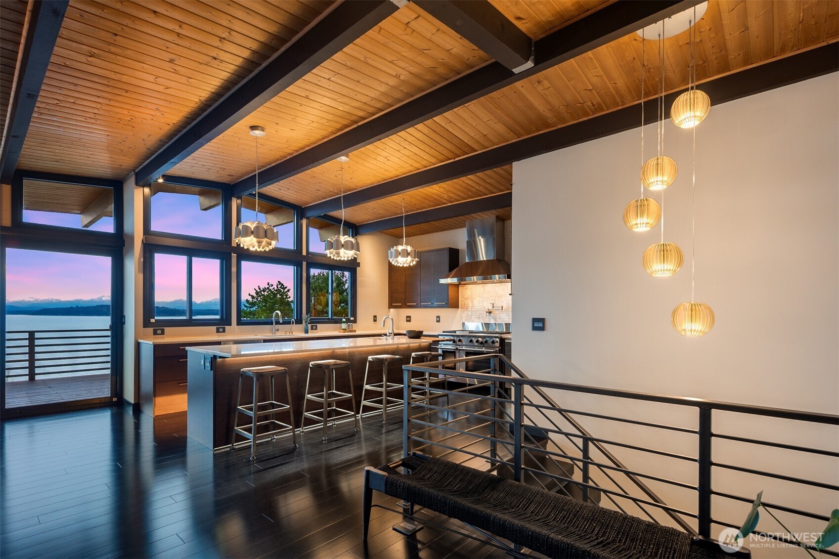 3831 58th Avenue SW, Seattle, WA 98116