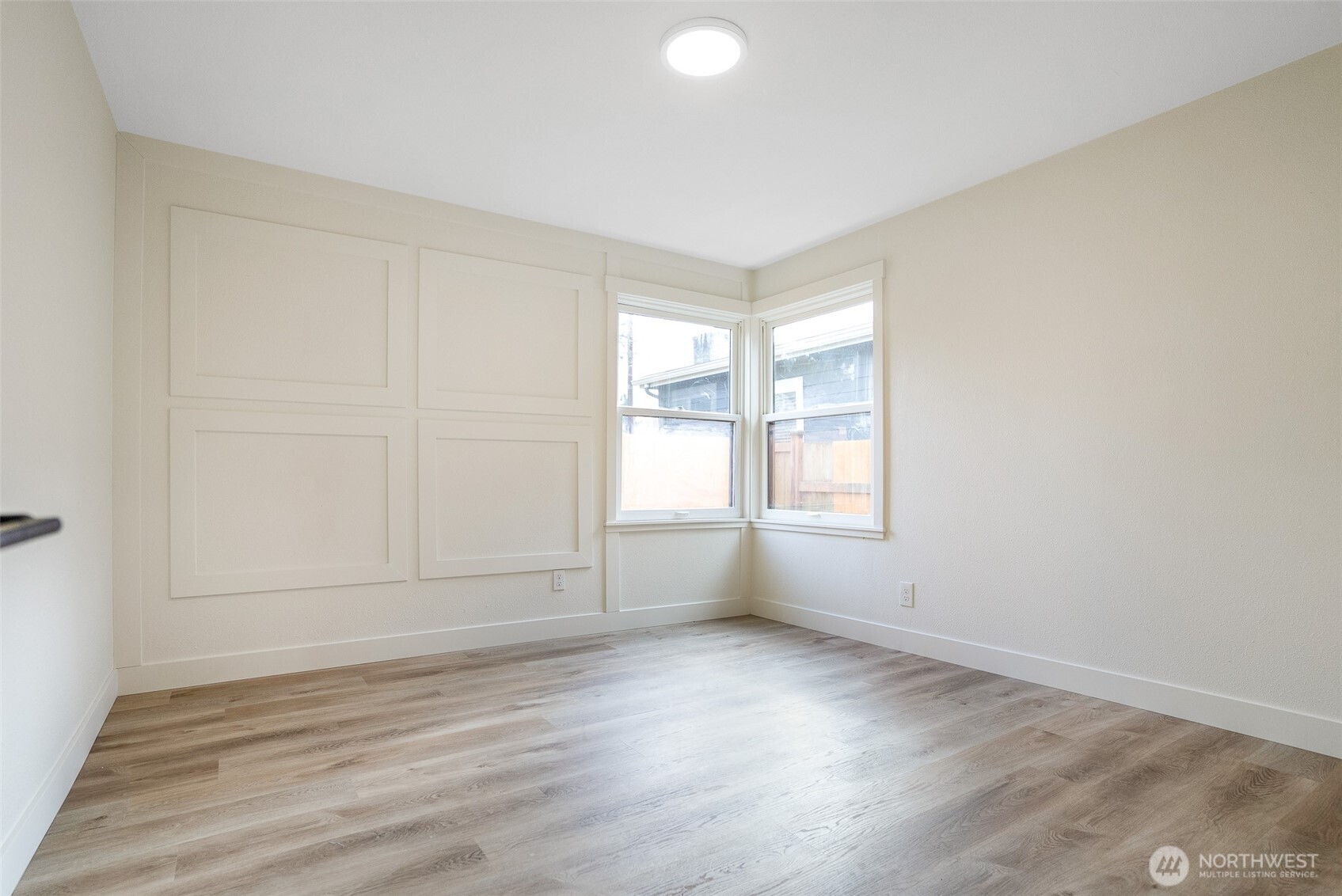 7934 SW 20th Avenue , Seattle, WA 98106