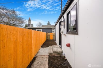 7934 SW 20th Avenue , Seattle, WA 98106 - Photo 18