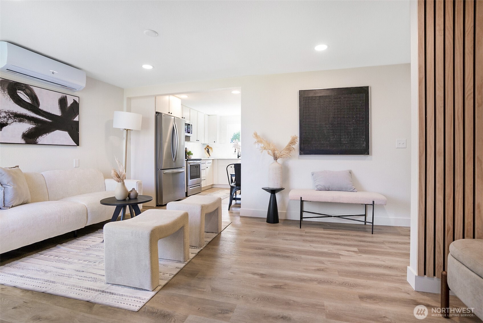 7934 SW 20th Avenue , Seattle, WA 98106