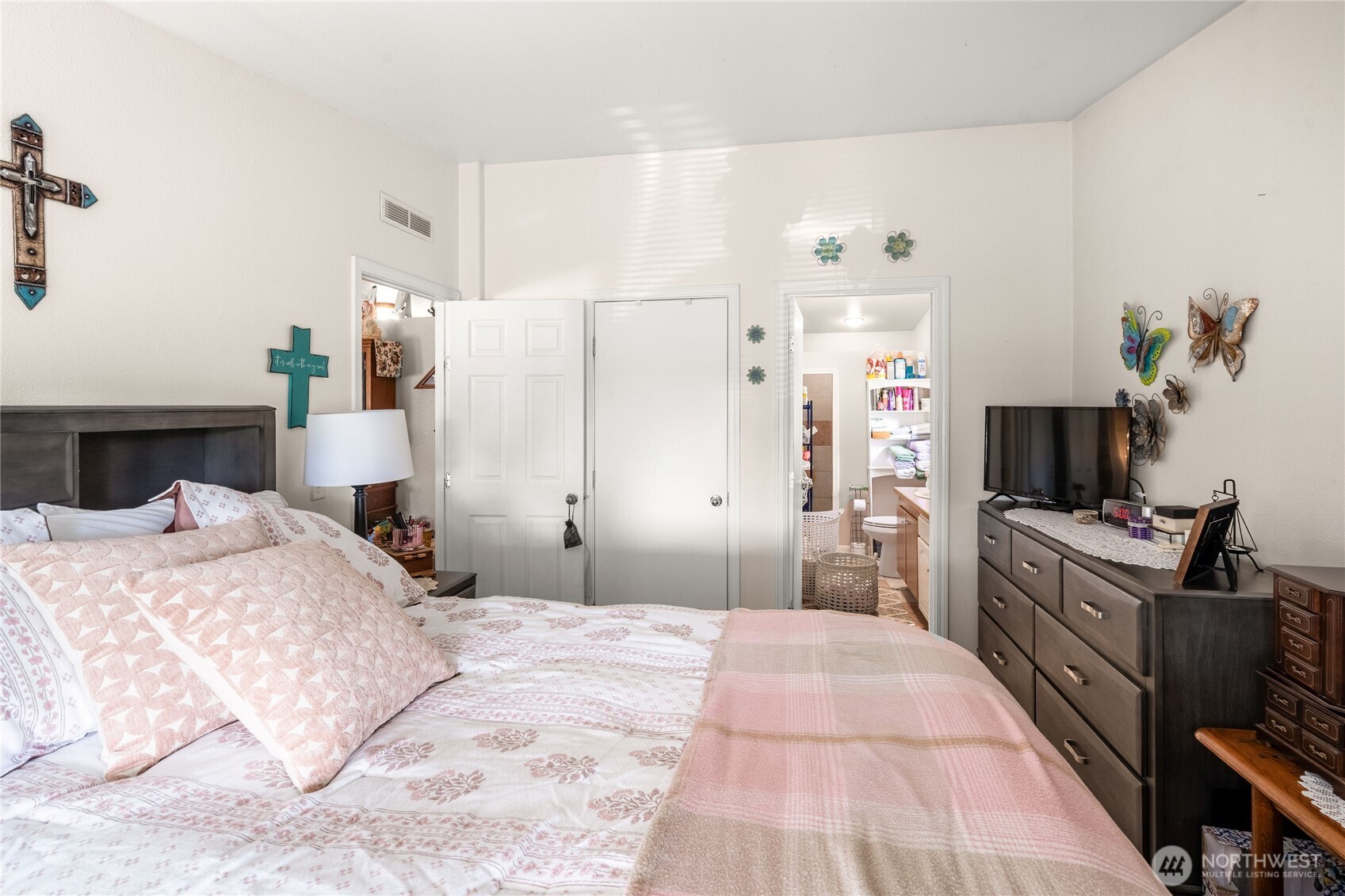 16826 Sheldon Lane SW, Rochester, WA 98579