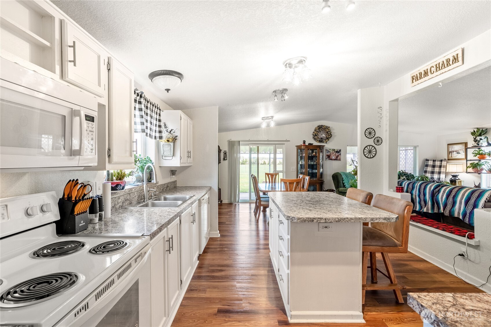 16826 Sheldon Lane SW, Rochester, WA 98579