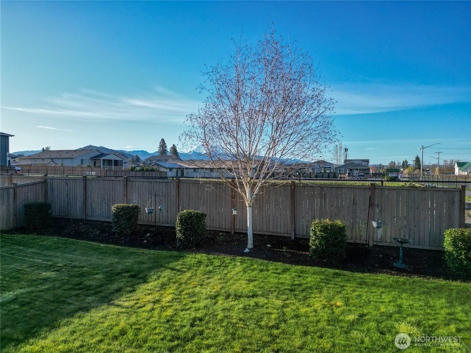 3584 Elmont Avenue , Enumclaw, WA 98022-5053