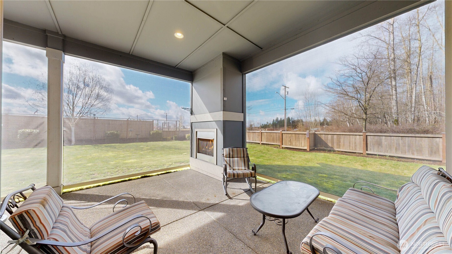 3584 Elmont Avenue , Enumclaw, WA 98022-5053