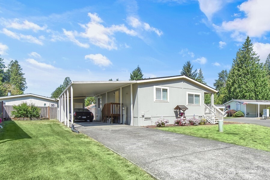 1630 Kimberly Avenue , Enumclaw, WA 98022