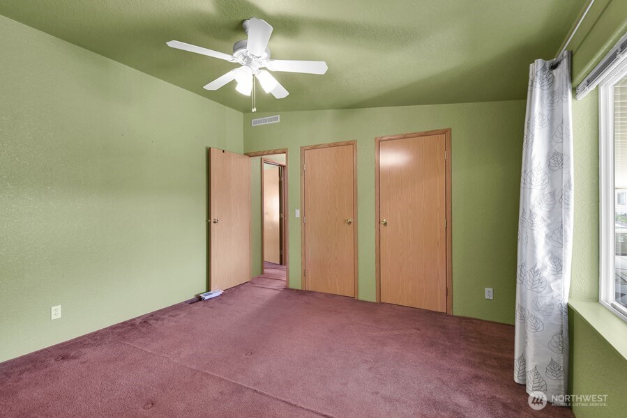 1630 Kimberly Avenue , Enumclaw, WA 98022