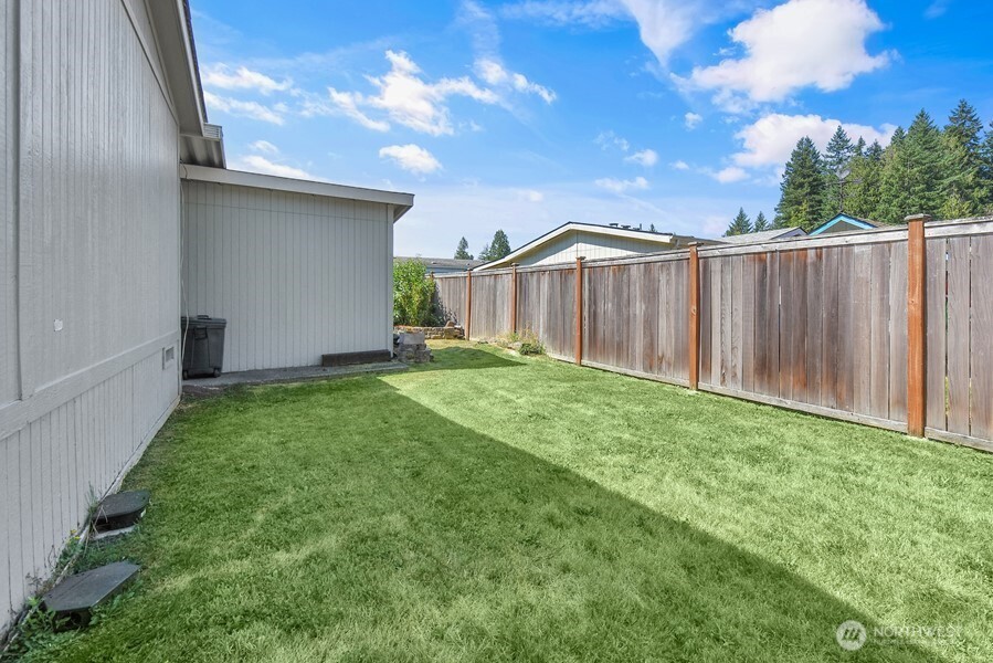 1630 Kimberly Avenue , Enumclaw, WA 98022