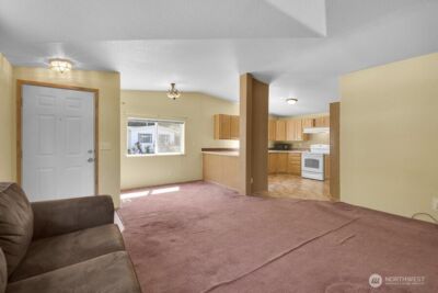1630 Kimberly Avenue , Enumclaw, WA 98022 - Photo 3