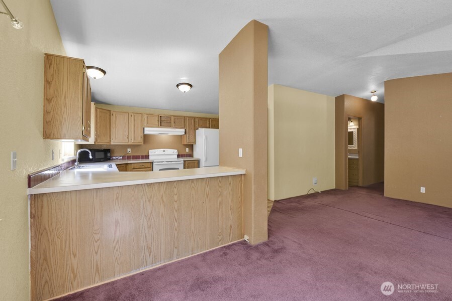 1630 Kimberly Avenue , Enumclaw, WA 98022