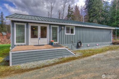 35379 North Shore Drive , Mount Vernon, WA 98274-8213