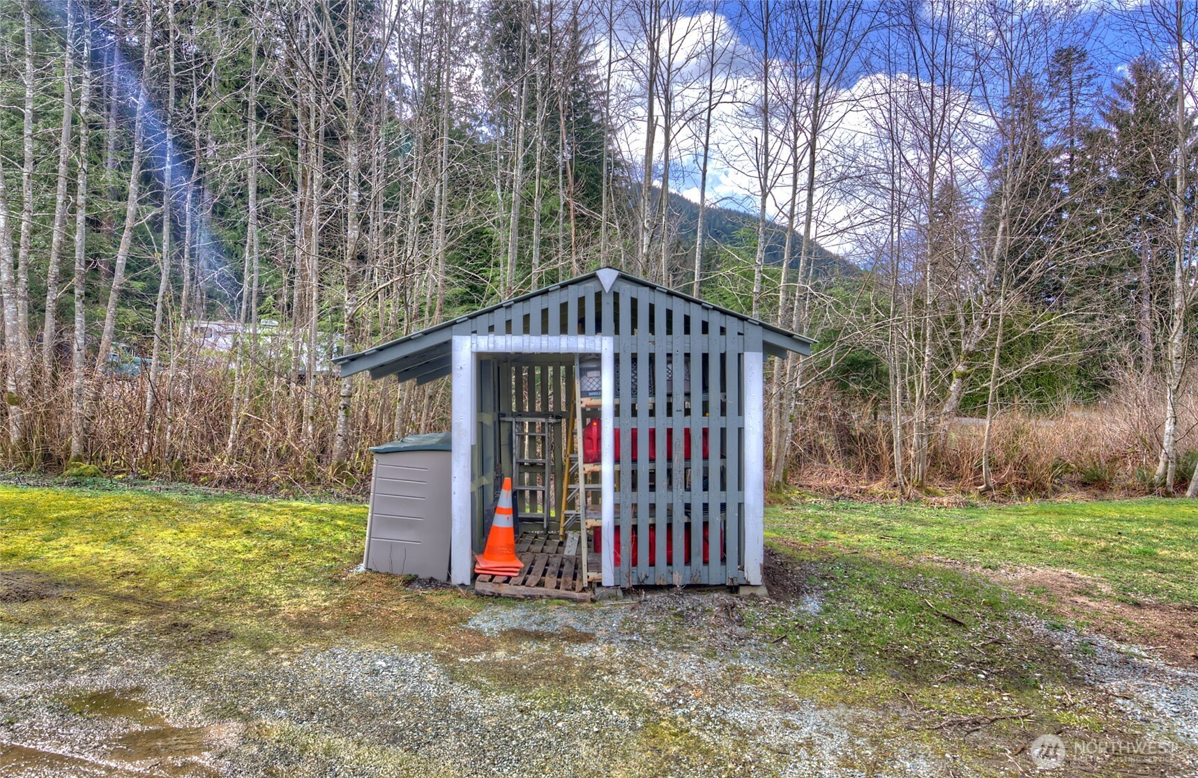 35379 North Shore Drive , Mount Vernon, WA 98274-8213