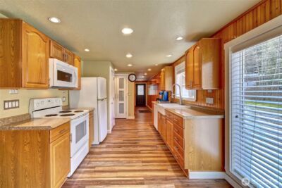 35379 North Shore Drive , Mount Vernon, WA 98274-8213 - Photo 14
