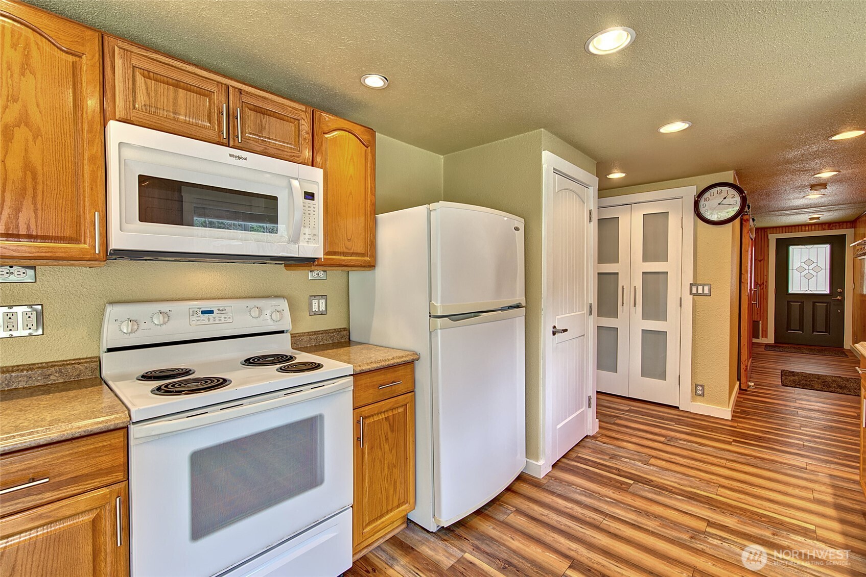 35379 North Shore Drive , Mount Vernon, WA 98274-8213