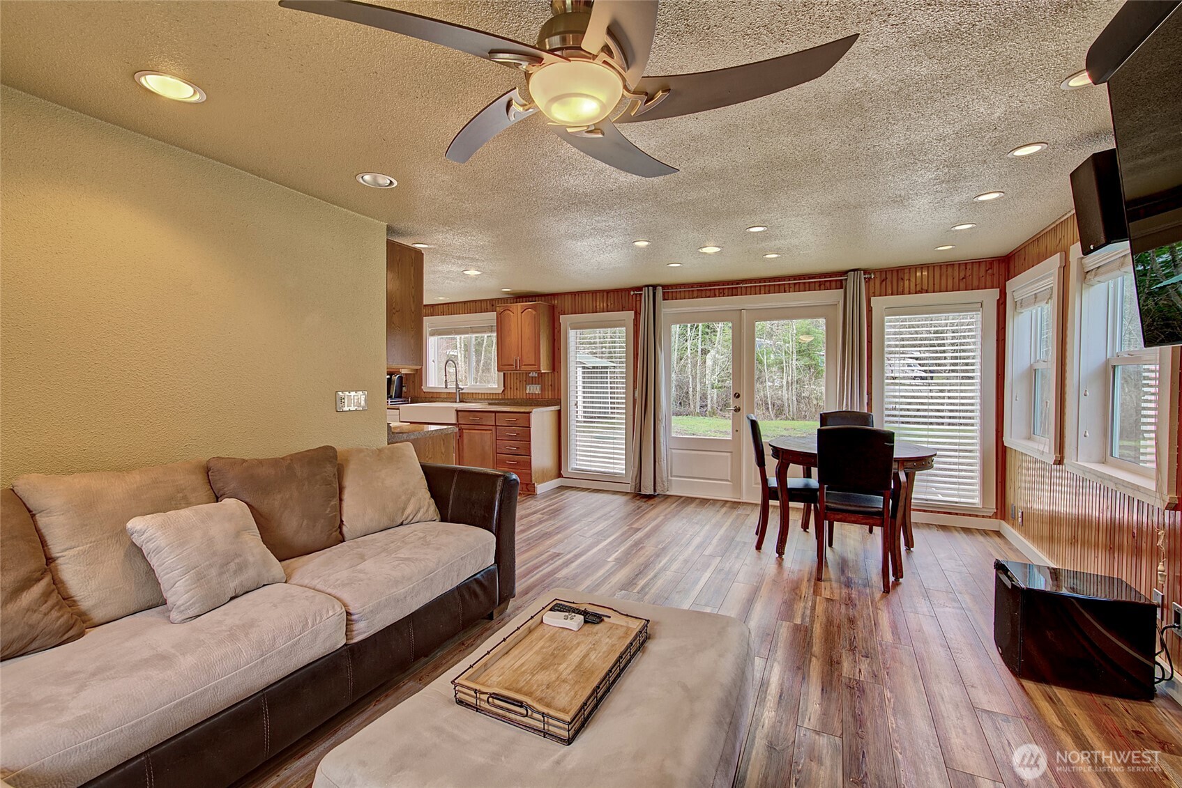 35379 North Shore Drive , Mount Vernon, WA 98274-8213