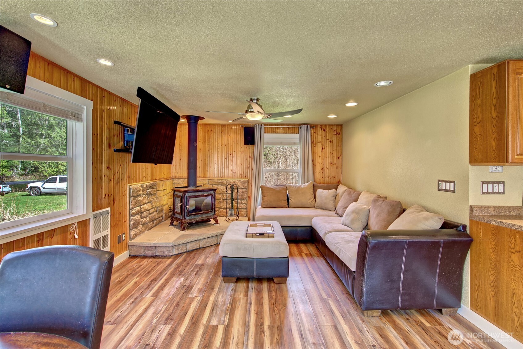 35379 North Shore Drive , Mount Vernon, WA 98274-8213