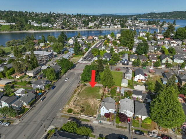 511 11th Street , Bremerton, WA 98337