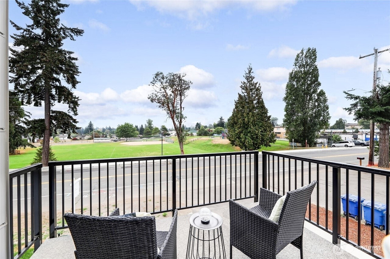 846 SW 136th Street #1, Burien, WA 98166