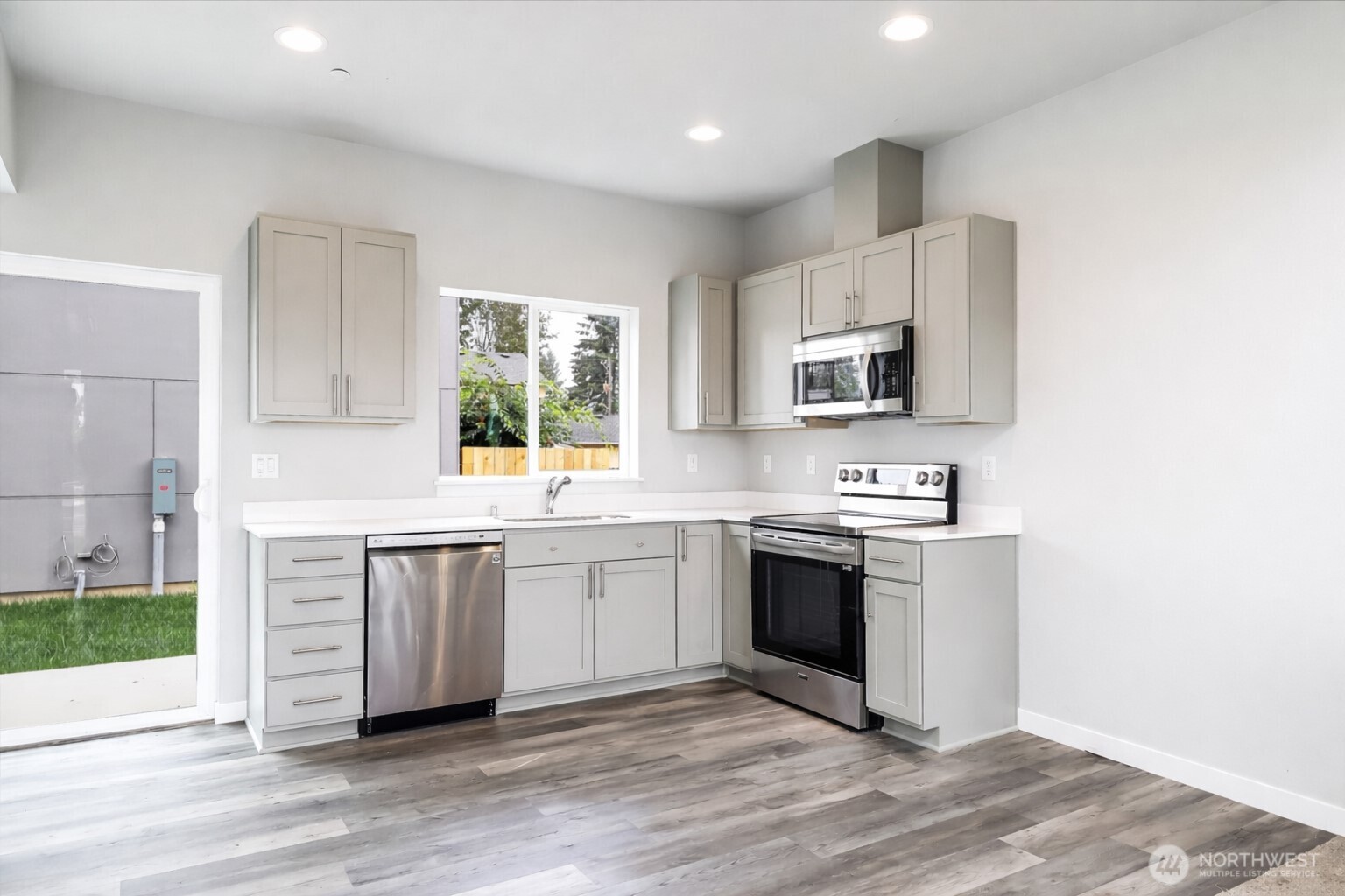 846 SW 136th Street #1, Burien, WA 98166