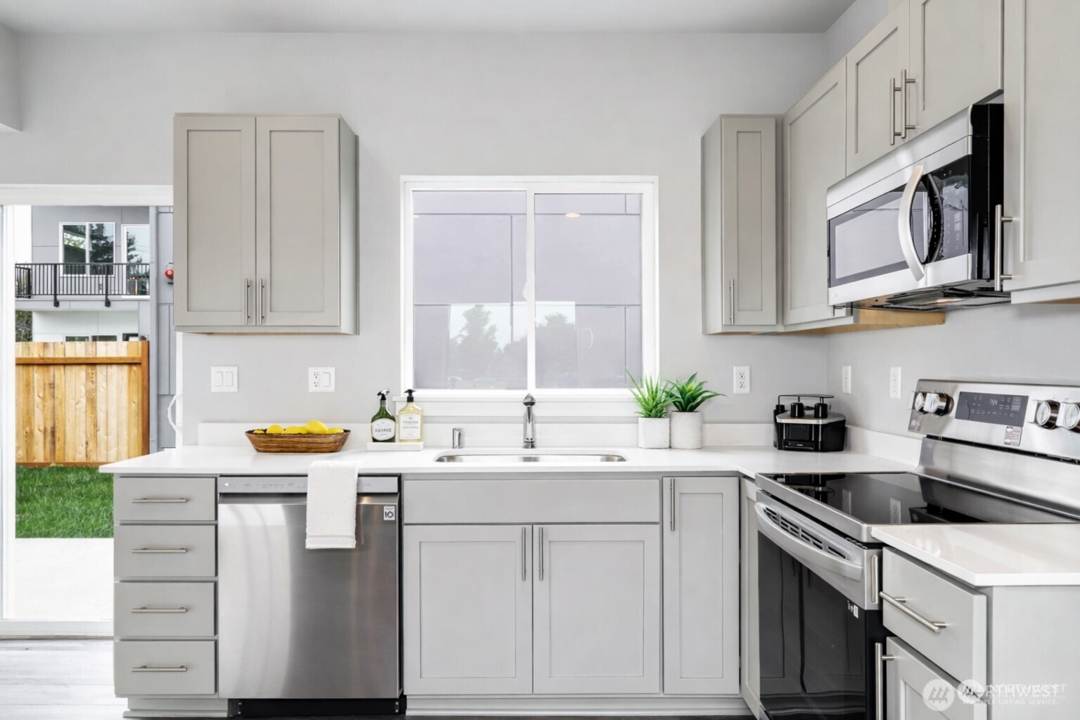 846 SW 136th Street #1, Burien, WA 98166