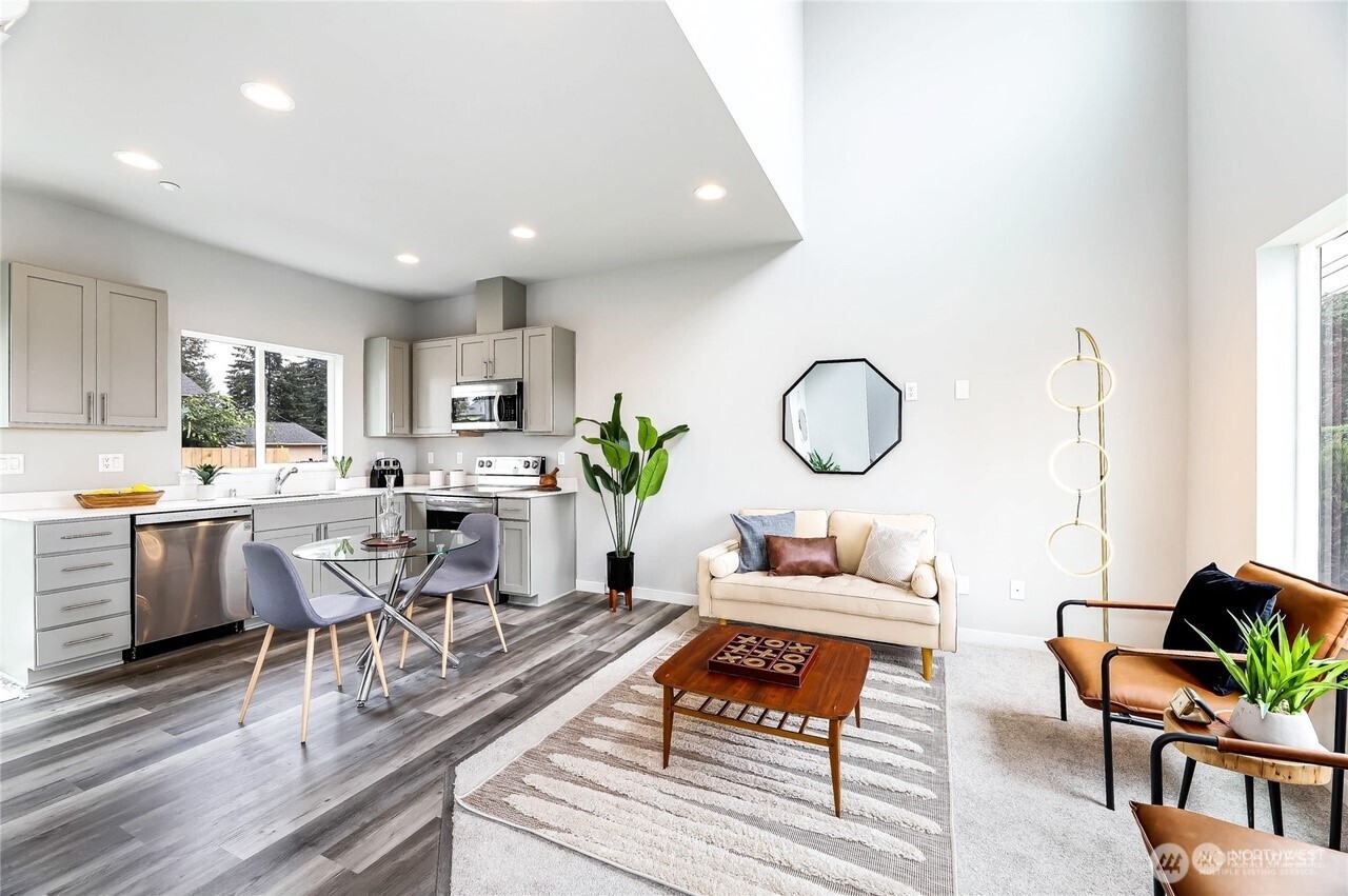 846 SW 136th Street #1, Burien, WA 98166