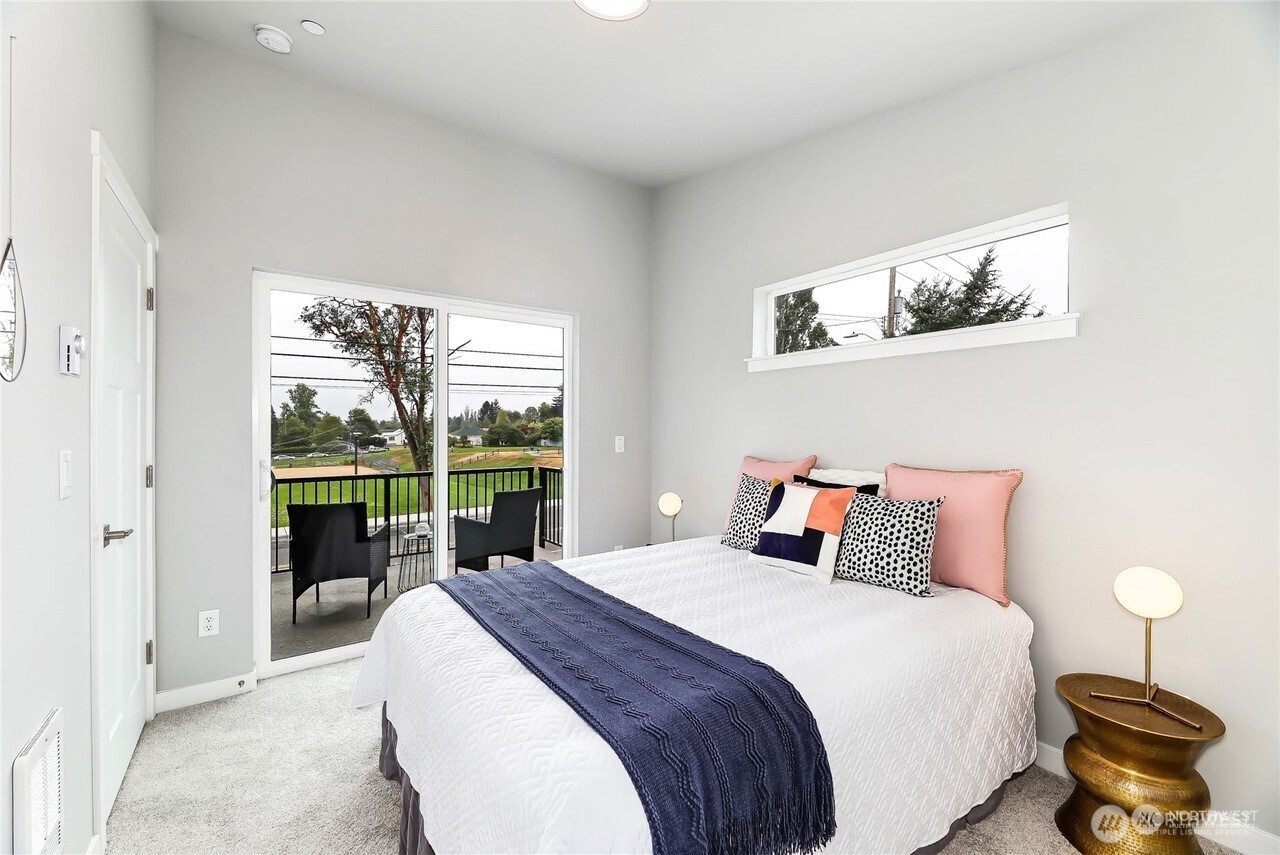 846 SW 136th Street #1, Burien, WA 98166