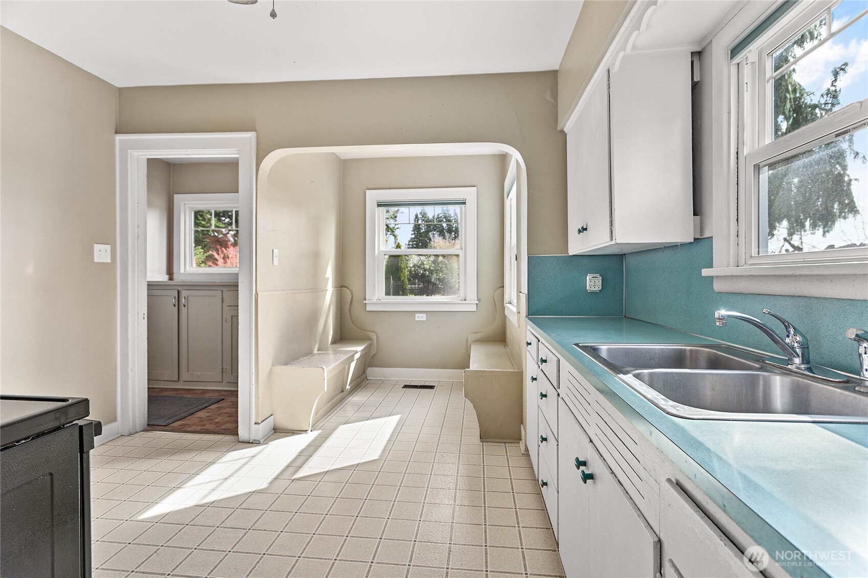 1082 W Smith , Bellingham, WA 98226